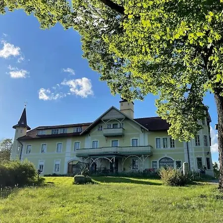 Апартаменты In Gutshaus Mit Naturblick *