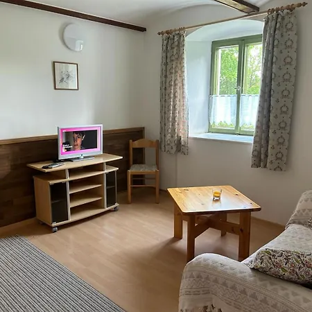 Апартаменты In Gutshaus Mit Naturblick Windorf (Passau)