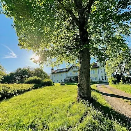Apartment In Gutshaus Mit Naturblick Windorf (Passau)